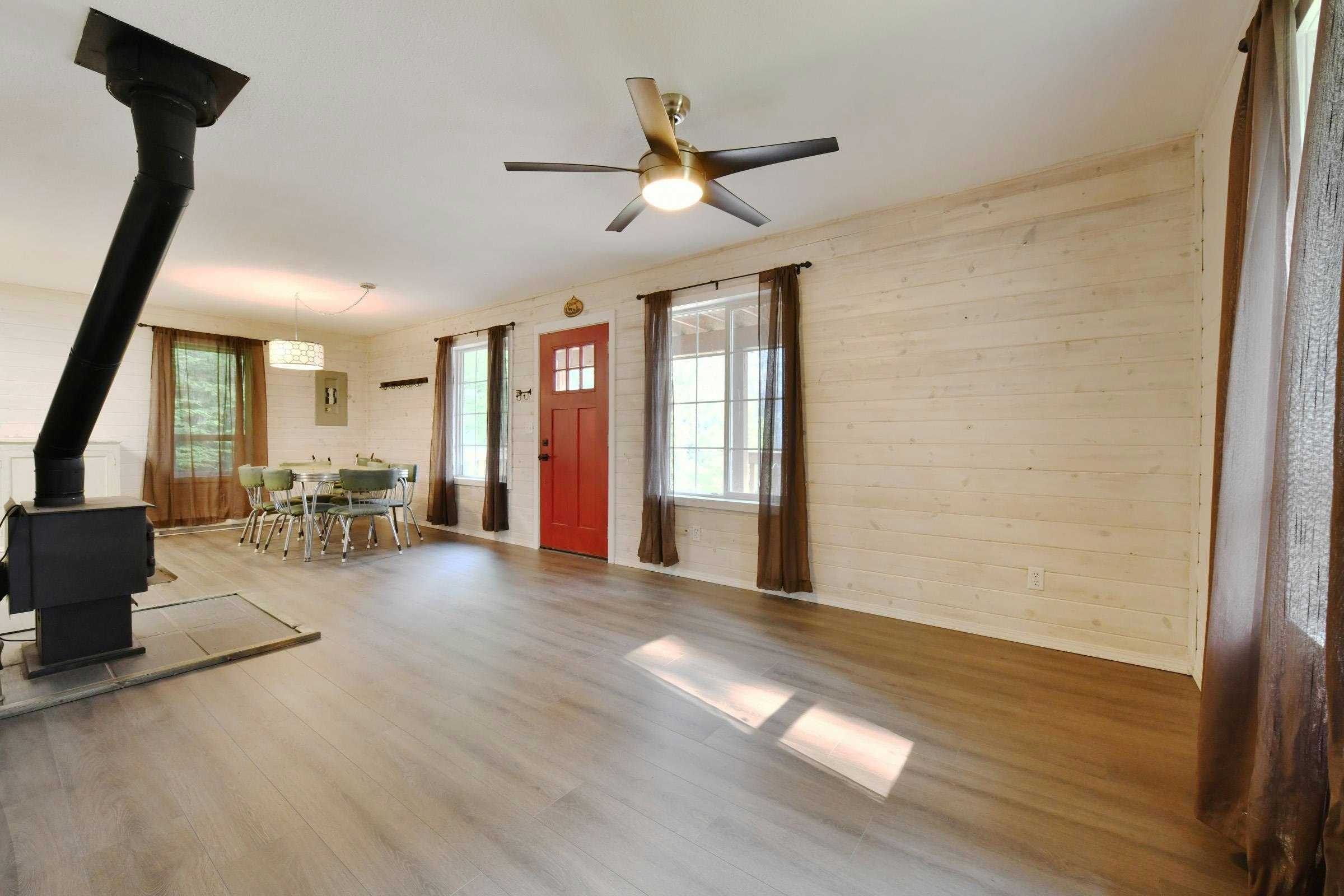 15011 Root Roundabout Road, Hope, BC, V0X 1L5 - 3