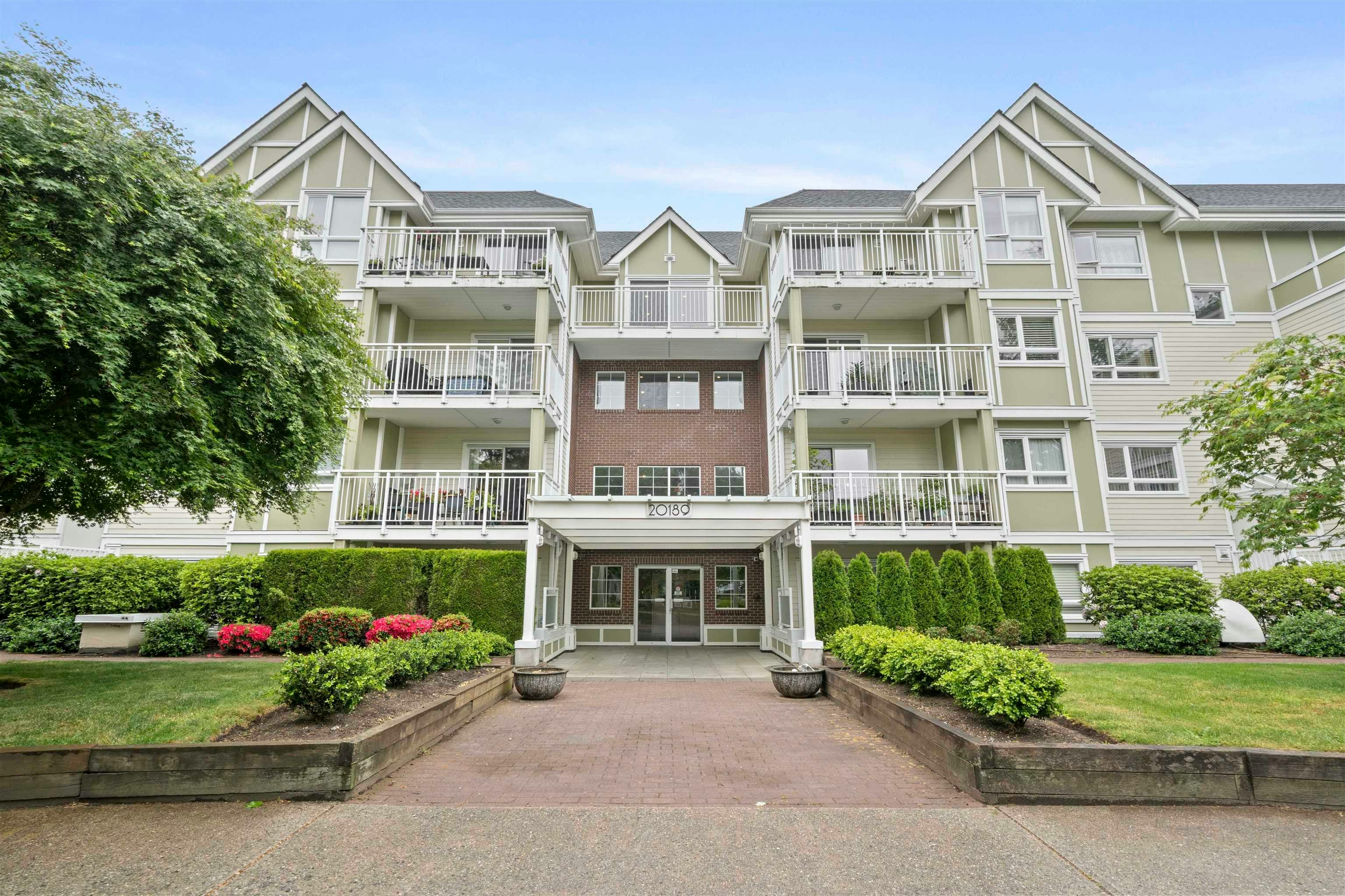 103-20189 54 Avenue, Langley, BC, V3A 3W2