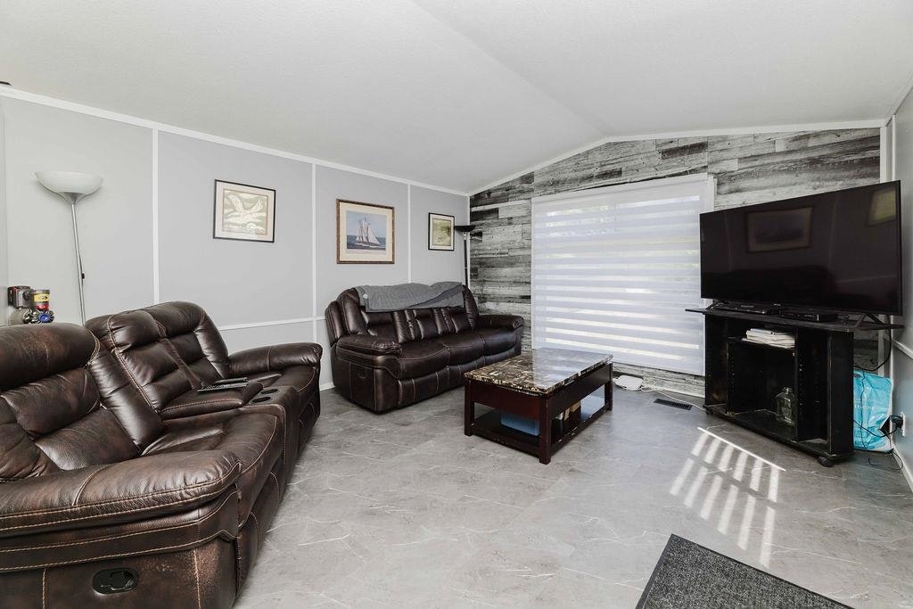 69-1413 Sunshine Coast Highway - 4