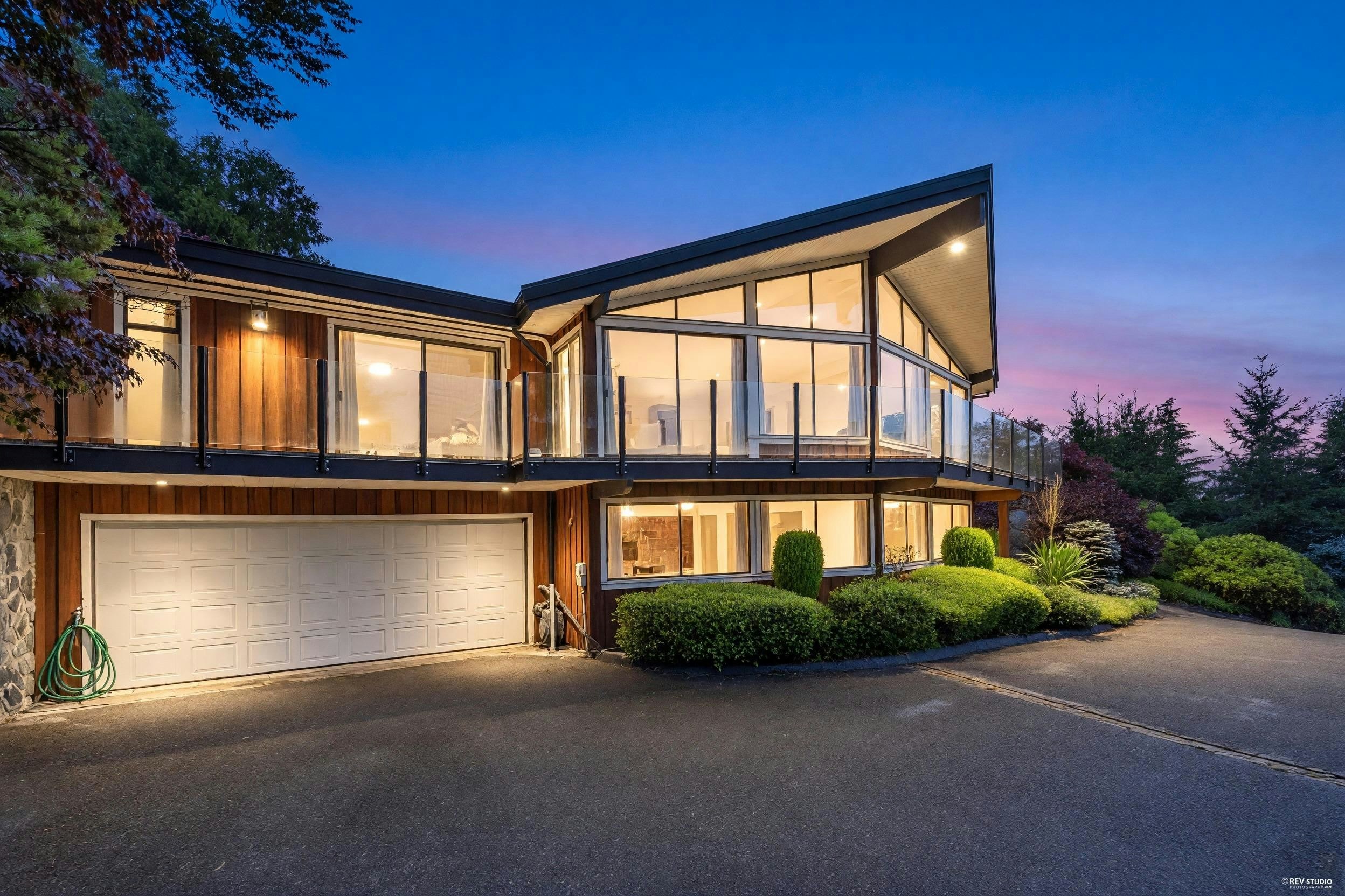 1403 Chippendale Road, West Vancouver, BC, V7S 2N7 - 4