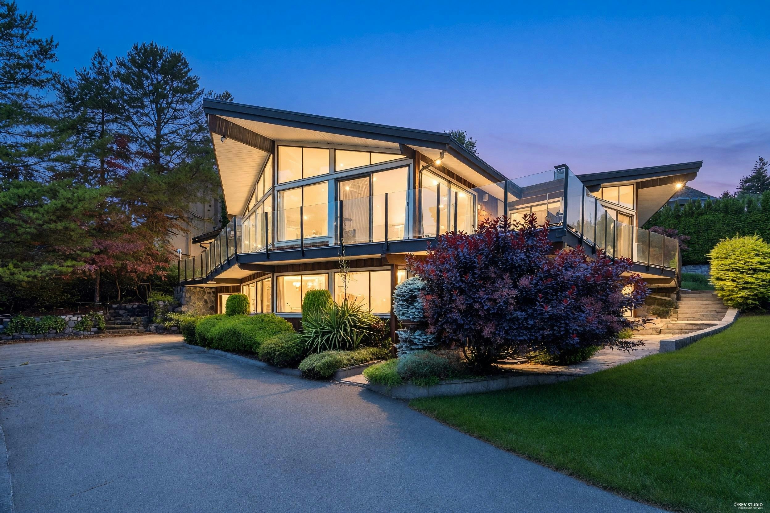 1403 Chippendale Road, West Vancouver, BC, V7S 2N7 - 5