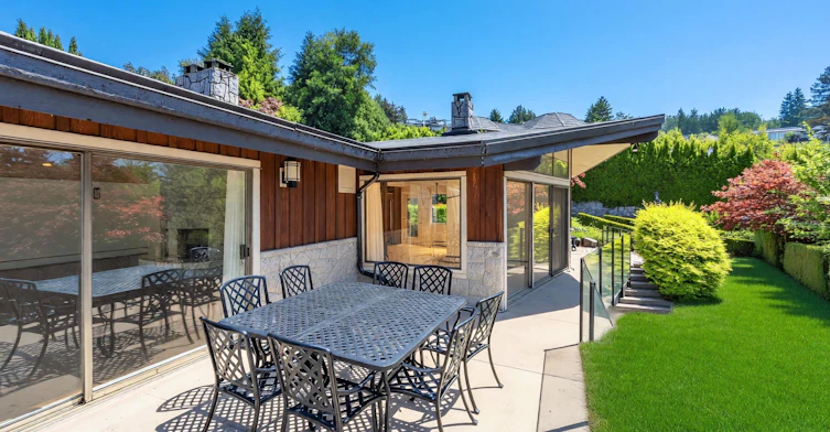 1403 Chippendale Road, West Vancouver, BC, V7S 2N7 - 11