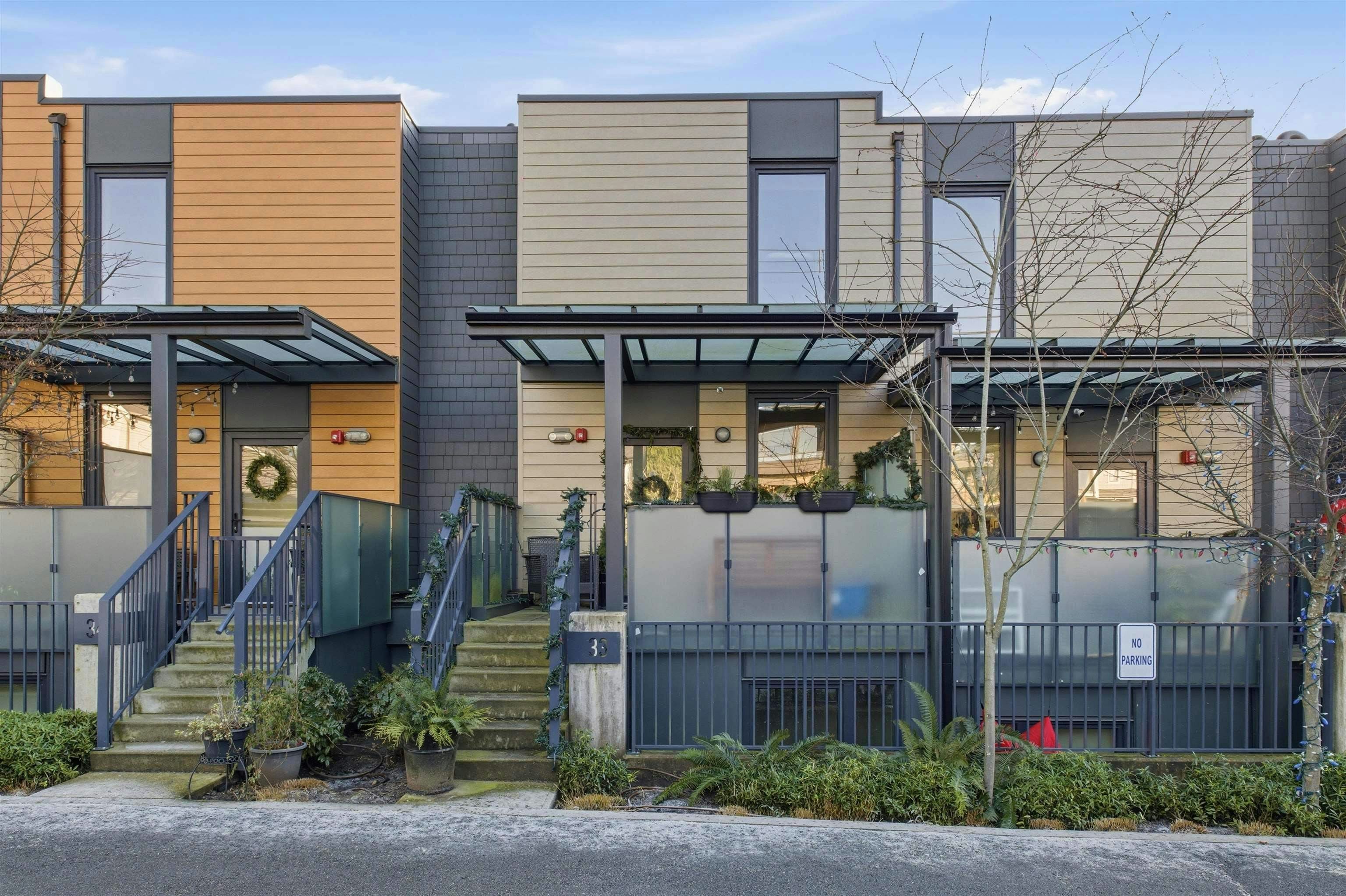 33-720 E 3rd Street, North Vancouver, BC, V7L 0G7