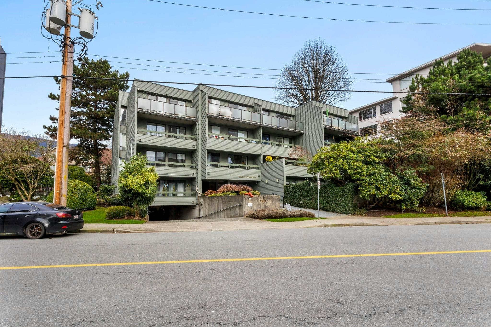 403-2119 Bellevue Avenue, West Vancouver, BC, V7V 1C2