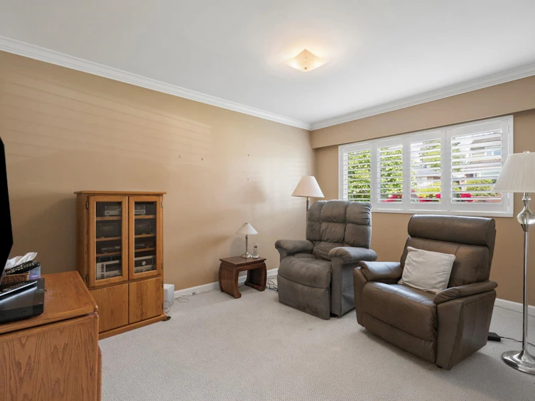 66 Courtney Crescent, New Westminster, BC, V3L 4M2 - 16