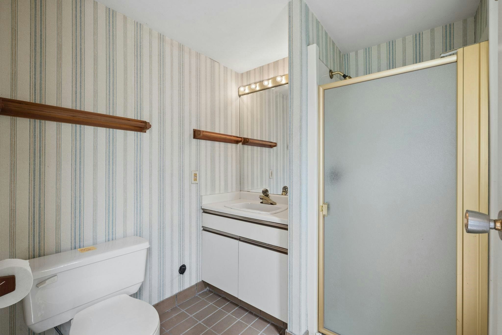 66 Courtney Crescent, New Westminster, BC, V3L 4M2 - 24