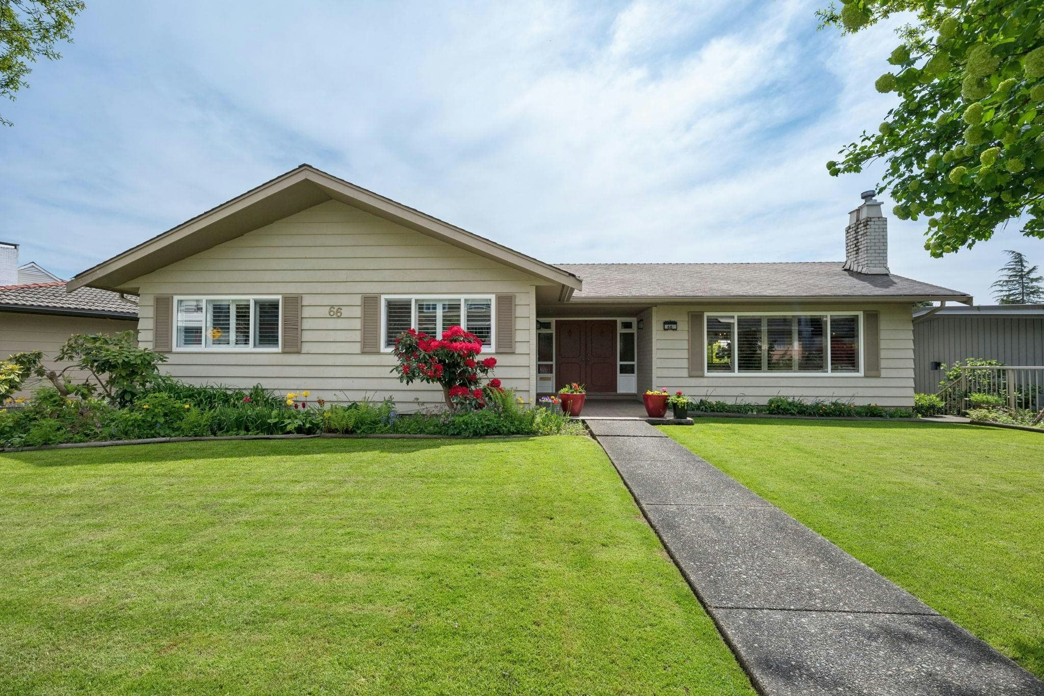 66 Courtney Crescent, New Westminster, BC, V3L 4M2