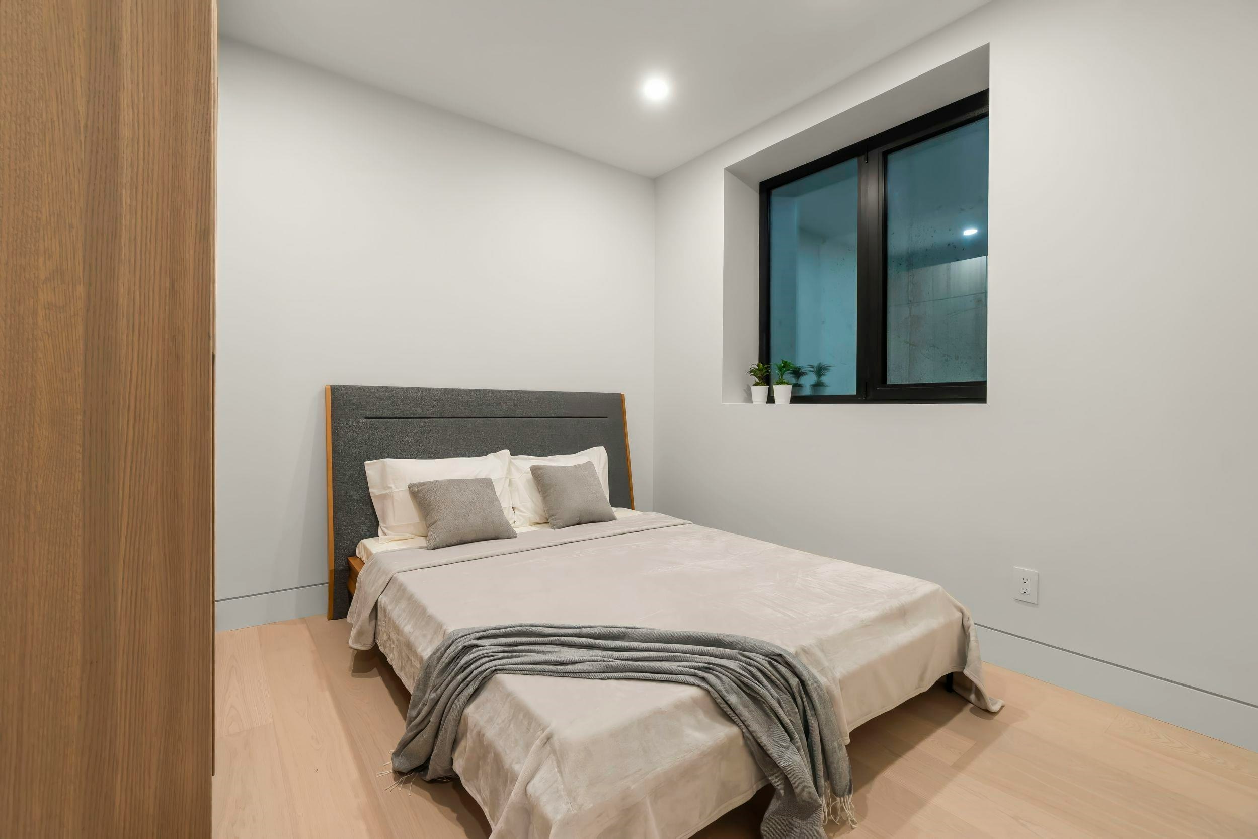 1066 Fulton Avenue, West Vancouver, BC, V7T 1N2 - 36