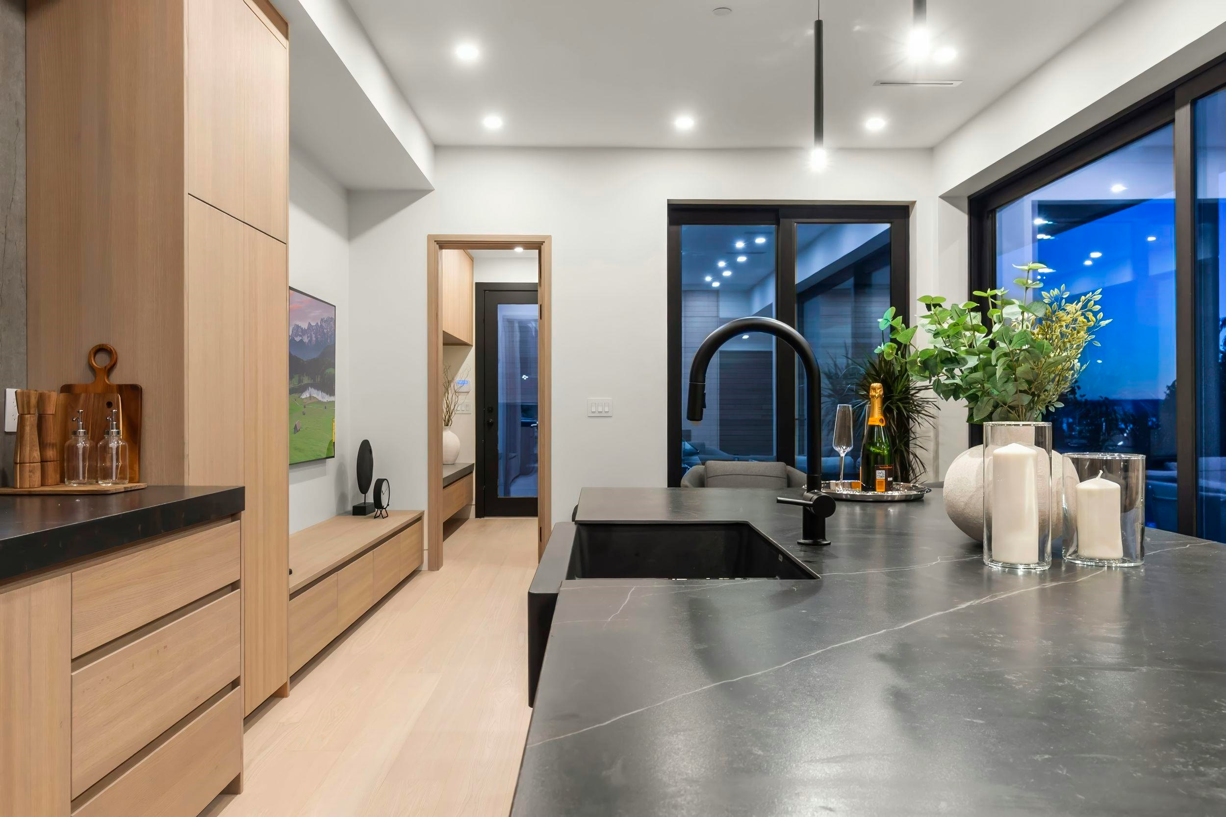 1066 Fulton Avenue, West Vancouver, BC, V7T 1N2 - 8