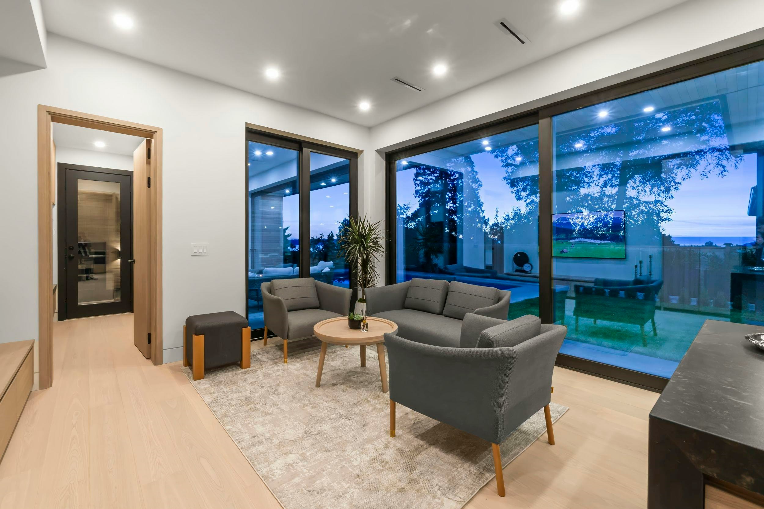 1066 Fulton Avenue, West Vancouver, BC, V7T 1N2 - 12
