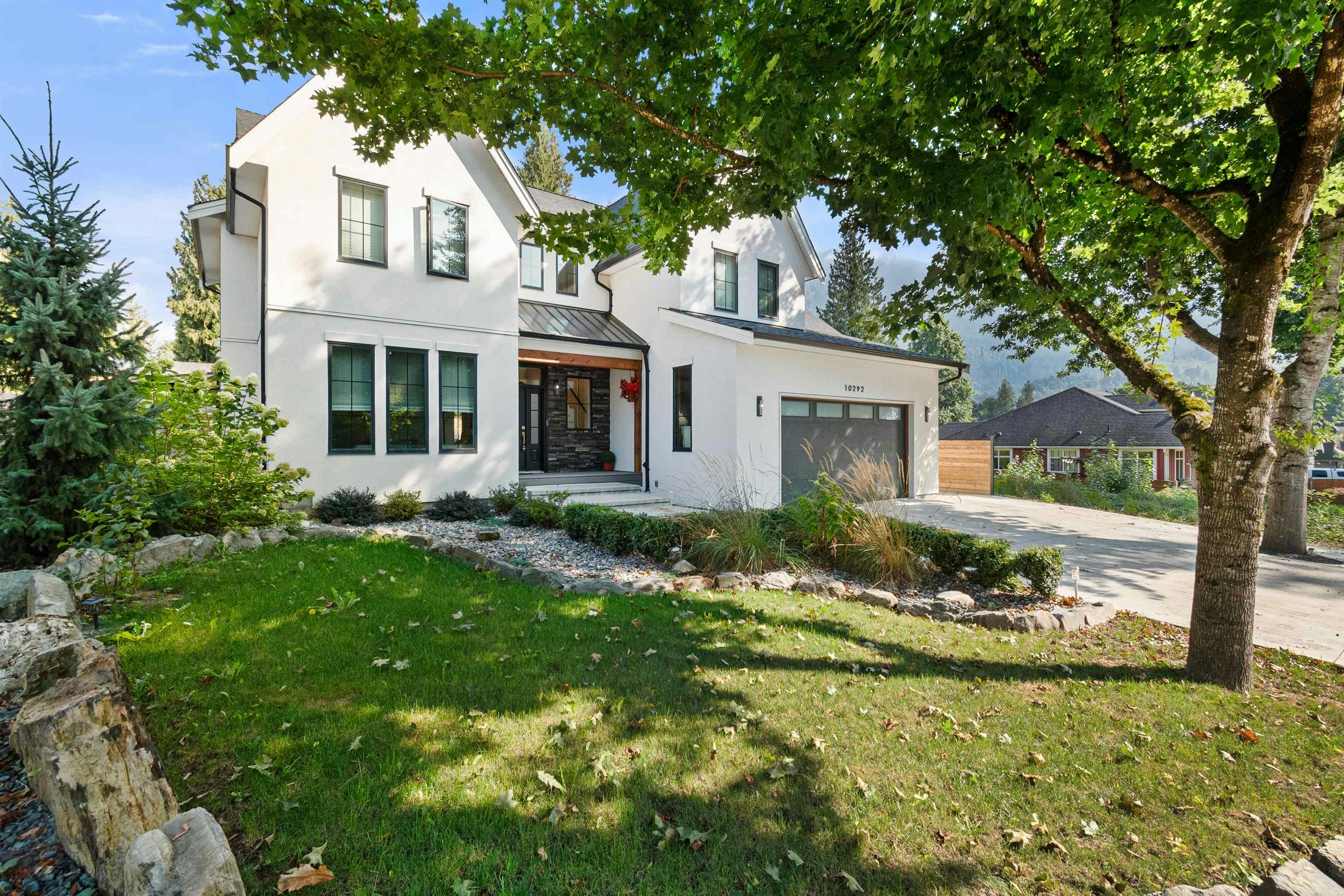 10292 Royalwood Boulevard - 2