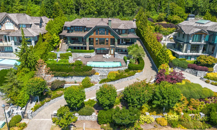 2766 Willoughby Road