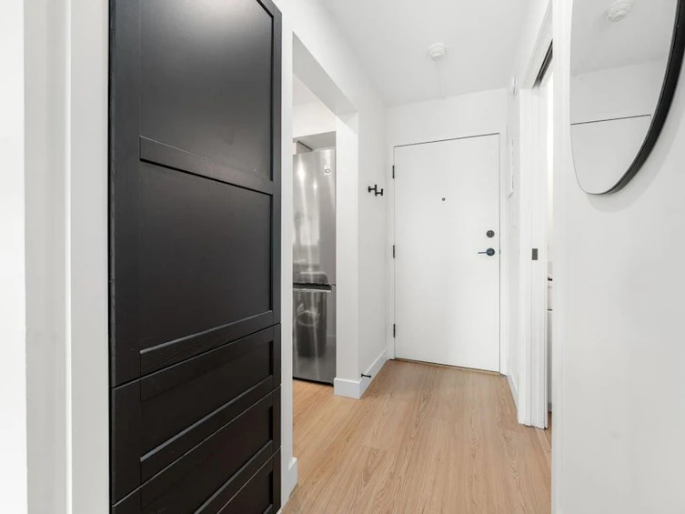 312-360 E 2nd Street, North Vancouver, BC, V7L 4N6 - 17