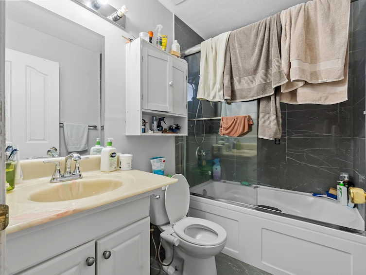 3542 Galiano Drive, Abbotsford, BC, V2T 5R6 - 30