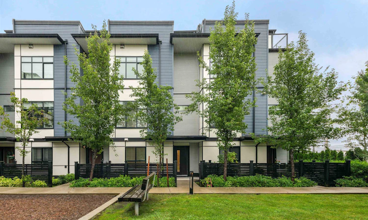 12-16828 Boxwood Drive