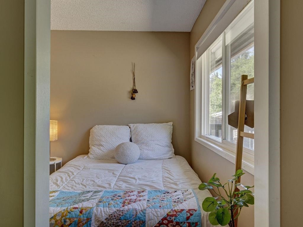 3367 Richards Road, Roberts Creek, BC, V0N 2W2 - 12