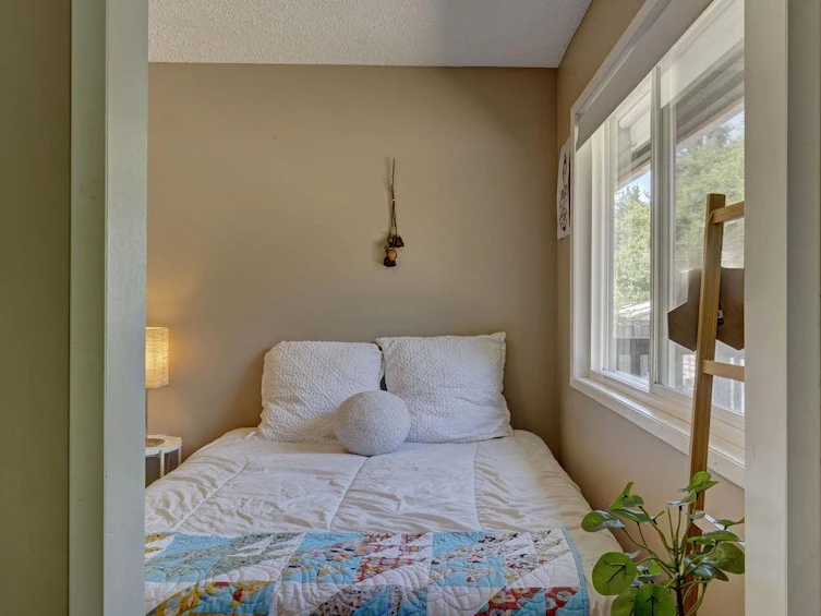 3367 Richards Road, Roberts Creek, BC, V0N 2W2 - 12