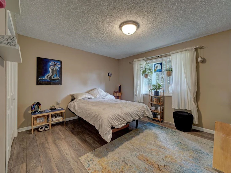 3367 Richards Road, Roberts Creek, BC, V0N 2W2 - 10