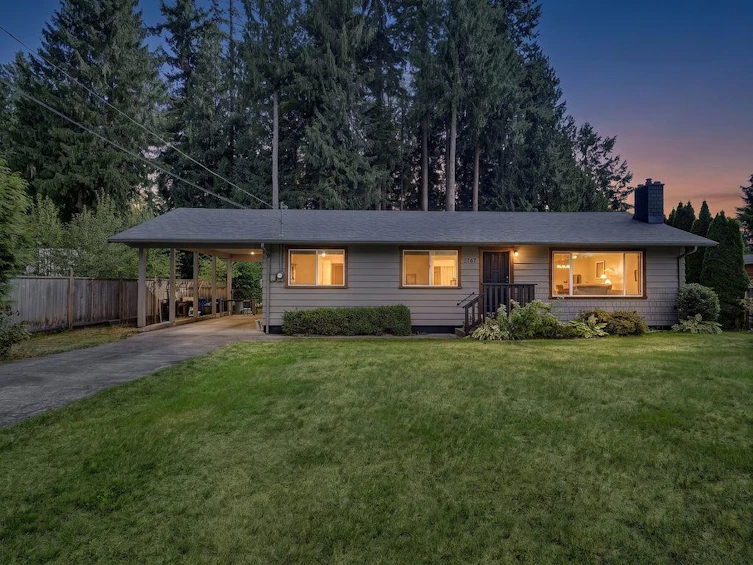 3367 Richards Road, Roberts Creek, BC, V0N 2W2