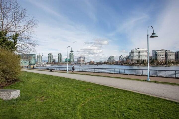 2301-918 Cooperage Way, Vancouver, BC, V6B 0A7 - 13
