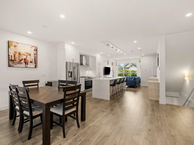 24-7177 194a Street - 4