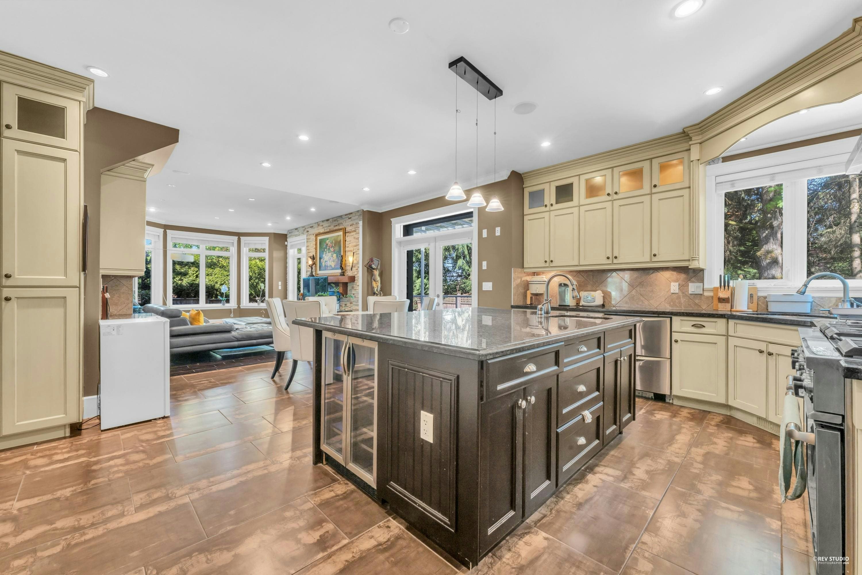 3098 162a Street, Surrey, BC, V3Z 7E1 - 16