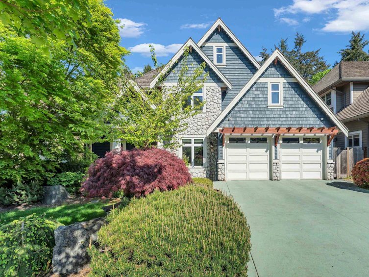 3098 162a Street, Surrey, BC, V3Z 7E1