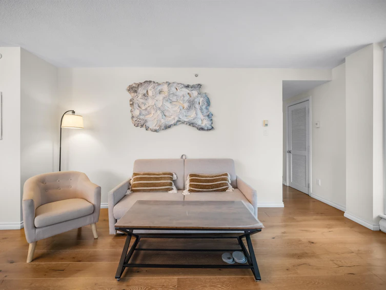 2204-183 Keefer Place, Vancouver, BC, V6B 6B9 - 4