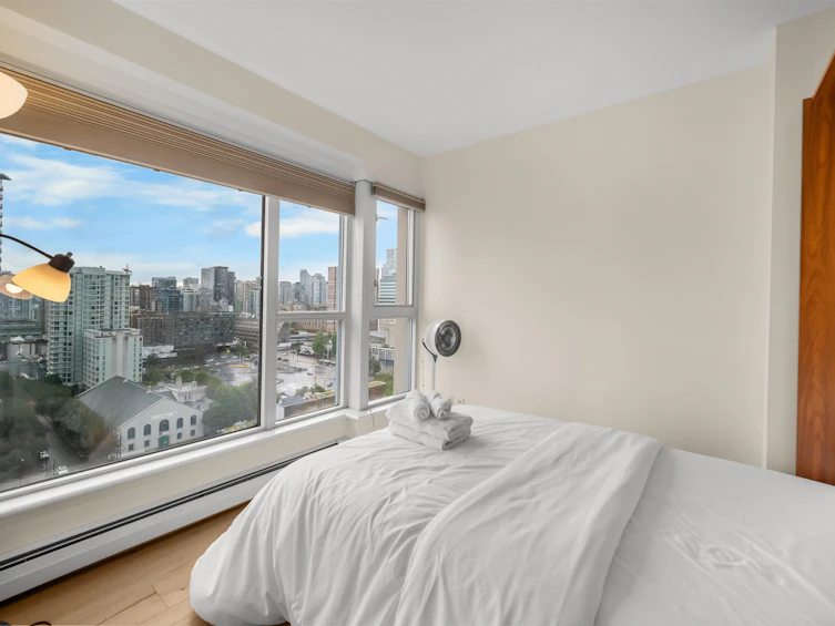 2204-183 Keefer Place, Vancouver, BC, V6B 6B9 - 7