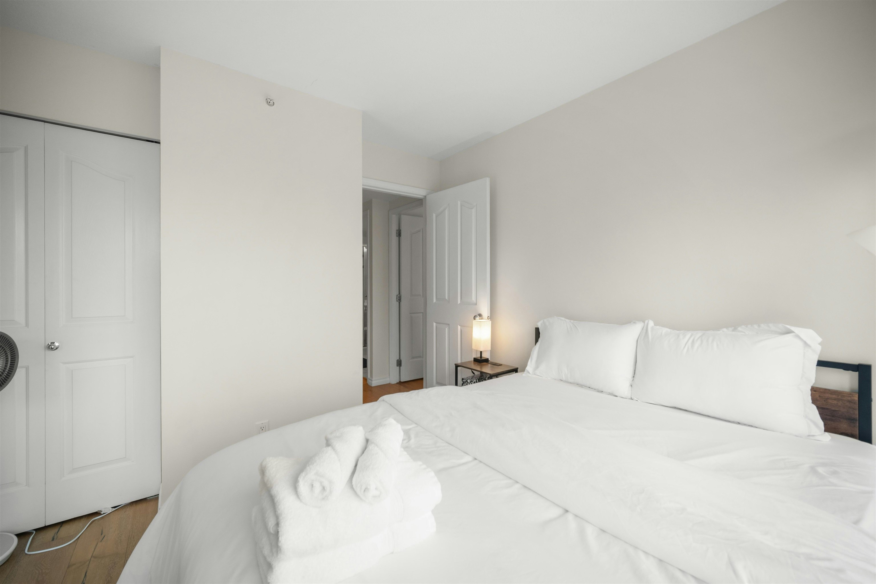 2204-183 Keefer Place, Vancouver, BC, V6B 6B9 - 9