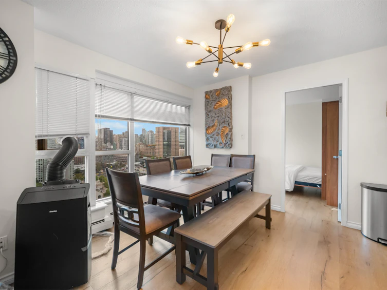 2204-183 Keefer Place, Vancouver, BC, V6B 6B9 - 3