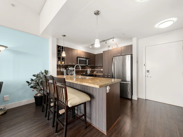 302-709 12th Street, New Westminster, BC, V3M 4J7 - 11