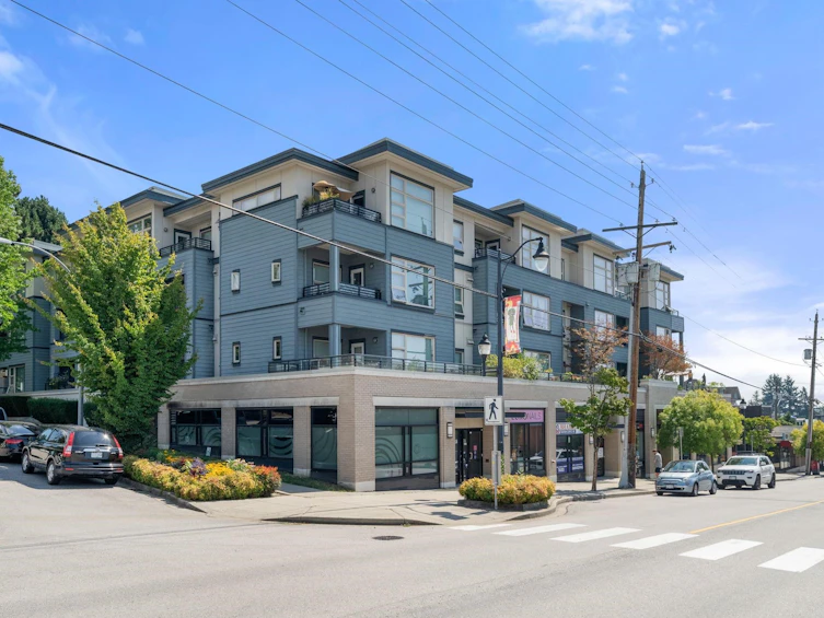 302-709 12th Street, New Westminster, BC, V3M 4J7 - 2