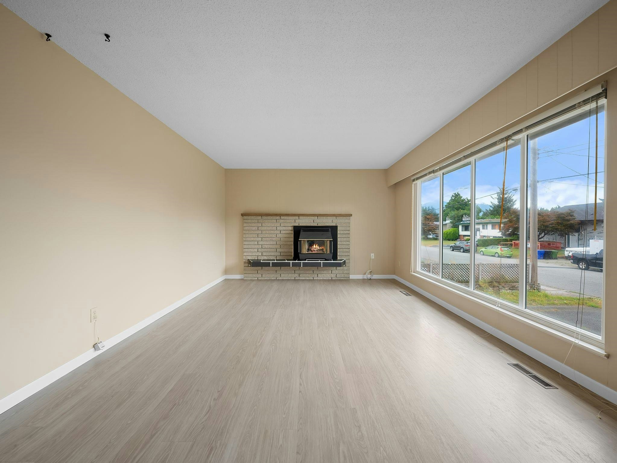 10059 Killarney Drive - 3