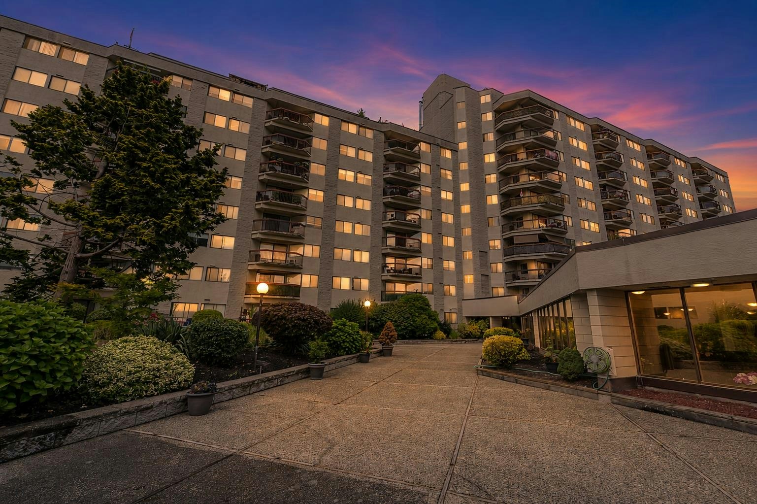 817-31955 Old Yale Road, Abbotsford, BC, V2T 4N1