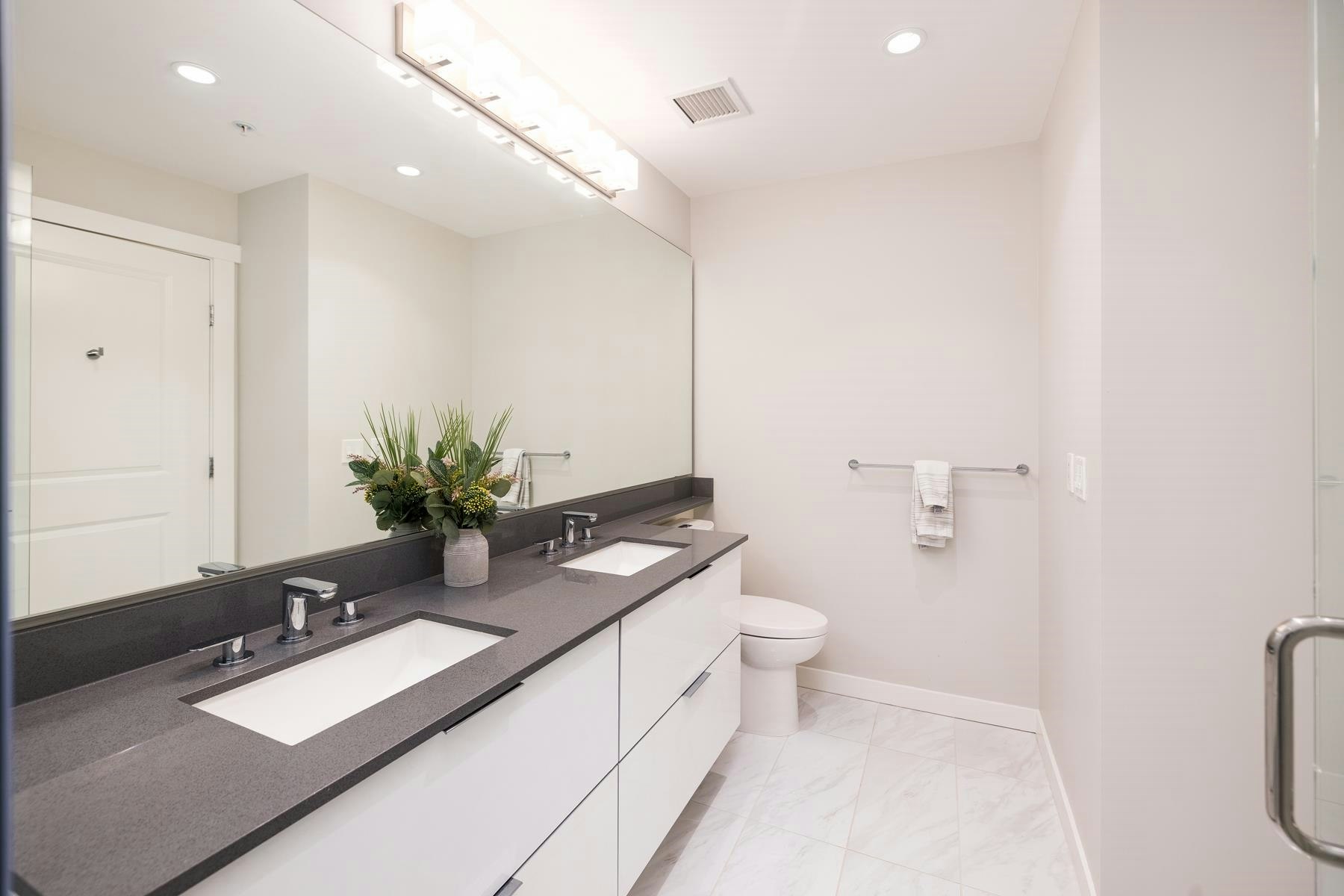 302-2651 Library Lane, North Vancouver, BC, V7J 0C1 - 16