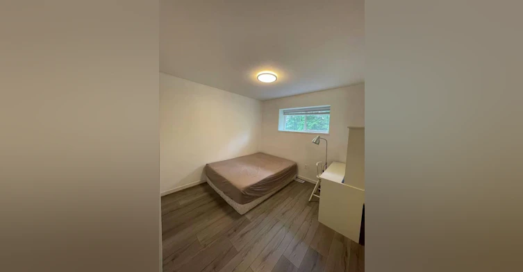 2900 Burton, Coquitlam, BC, V3C 5B3 - 11
