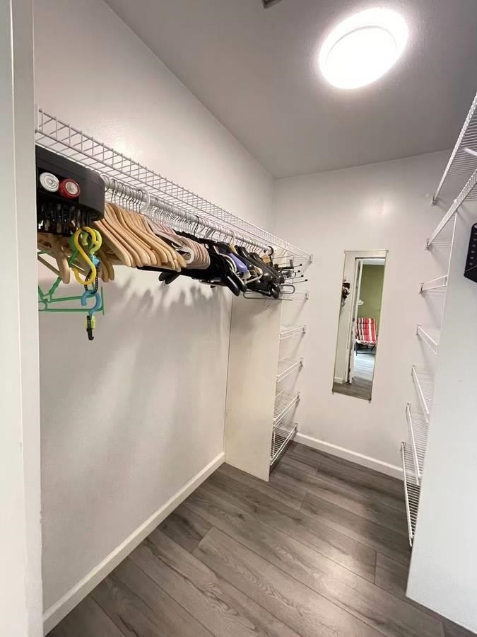 2900 Burton, Coquitlam, BC, V3C 5B3 - 12