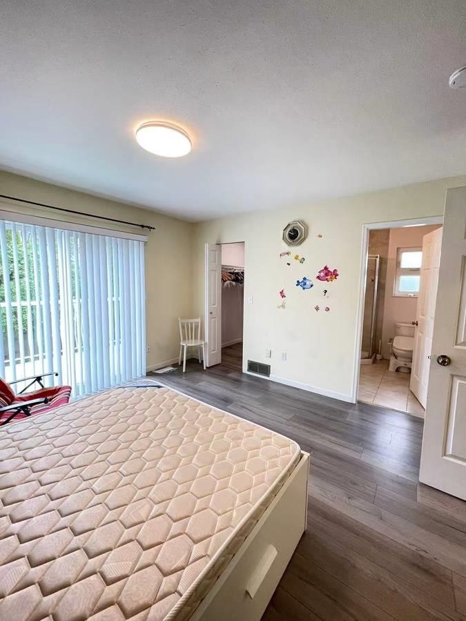 2900 Burton, Coquitlam, BC, V3C 5B3 - 9