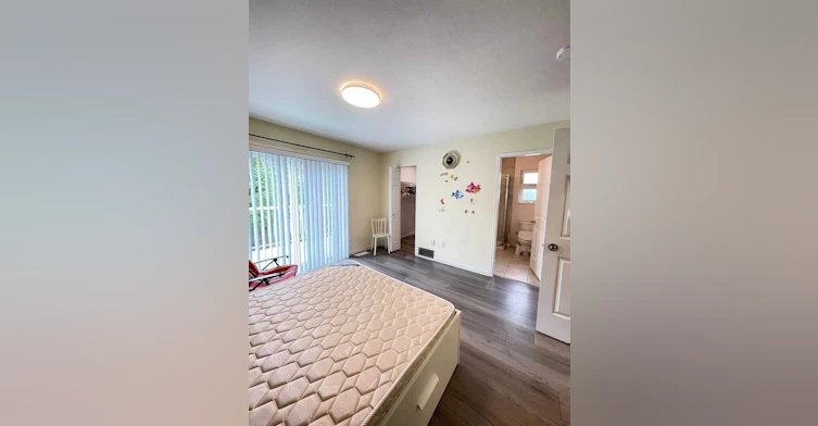 2900 Burton, Coquitlam, BC, V3C 5B3 - 9