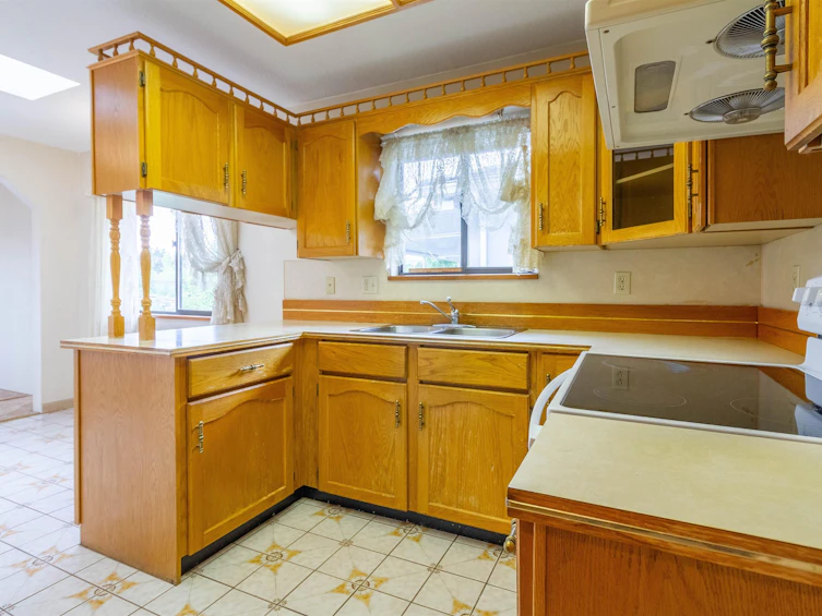 4467 Perry Street, Vancouver, BC, V5N 3X6 - 6