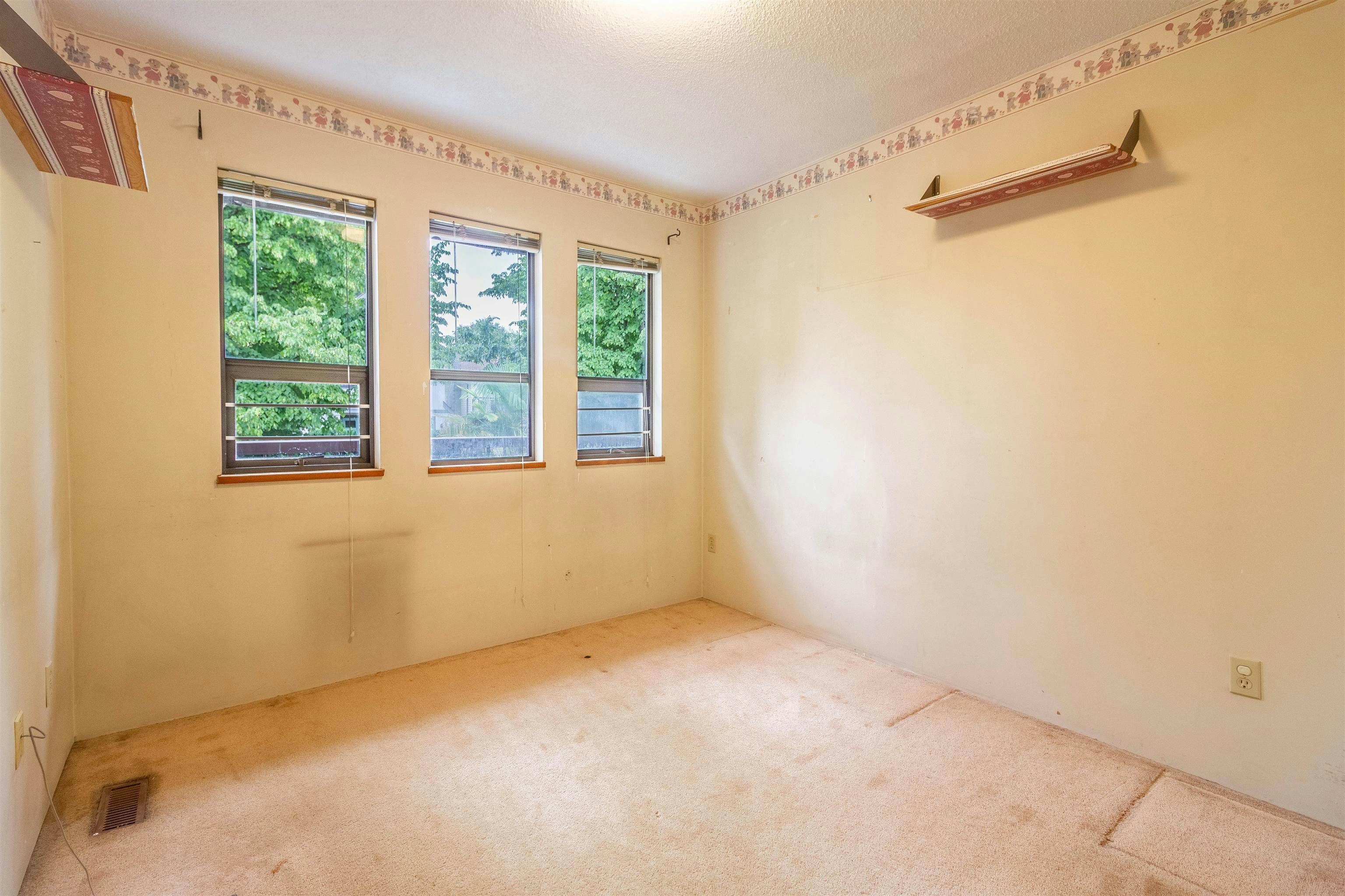 4467 Perry Street, Vancouver, BC, V5N 3X6 - 14