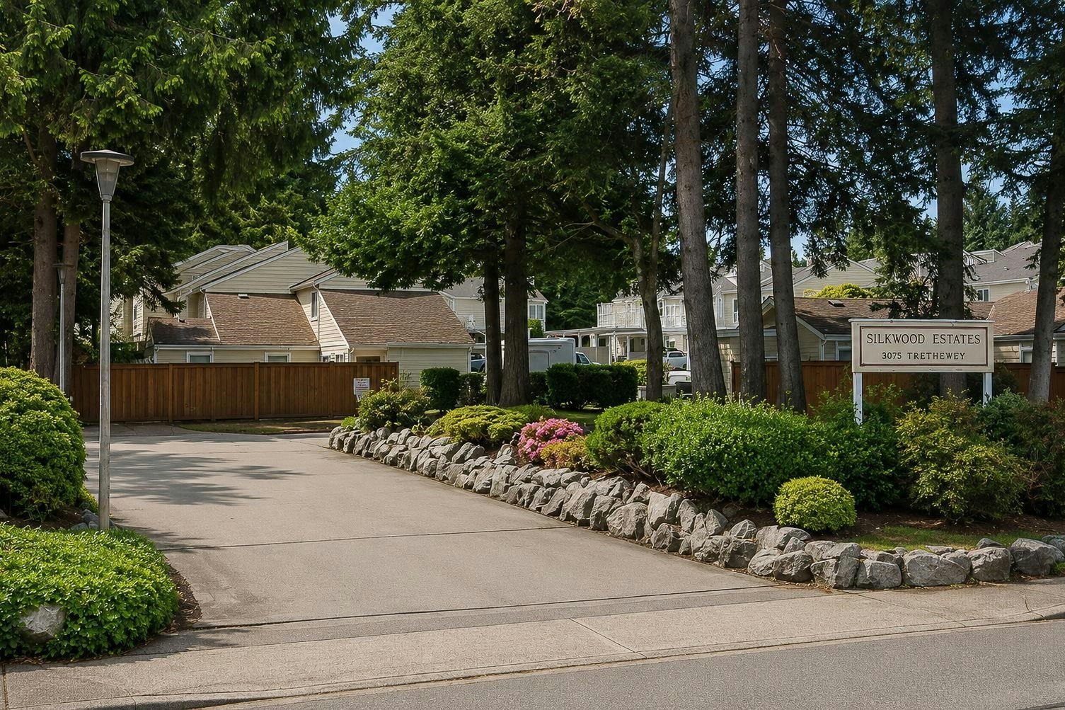 20-3075 Trethewey Street, Abbotsford, BC, V2T 3R4