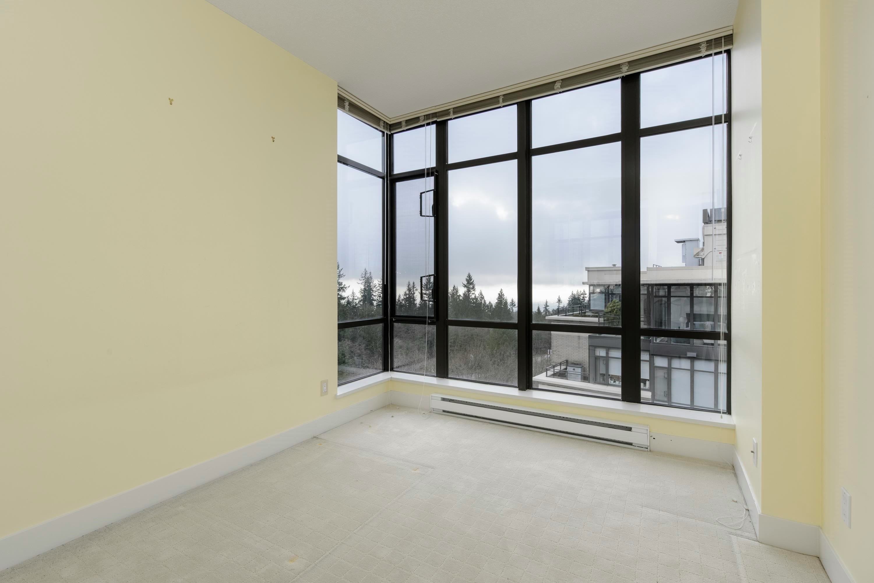 50X-9330 University Crescent, Burnaby, BC, V5A 4X9 - 7