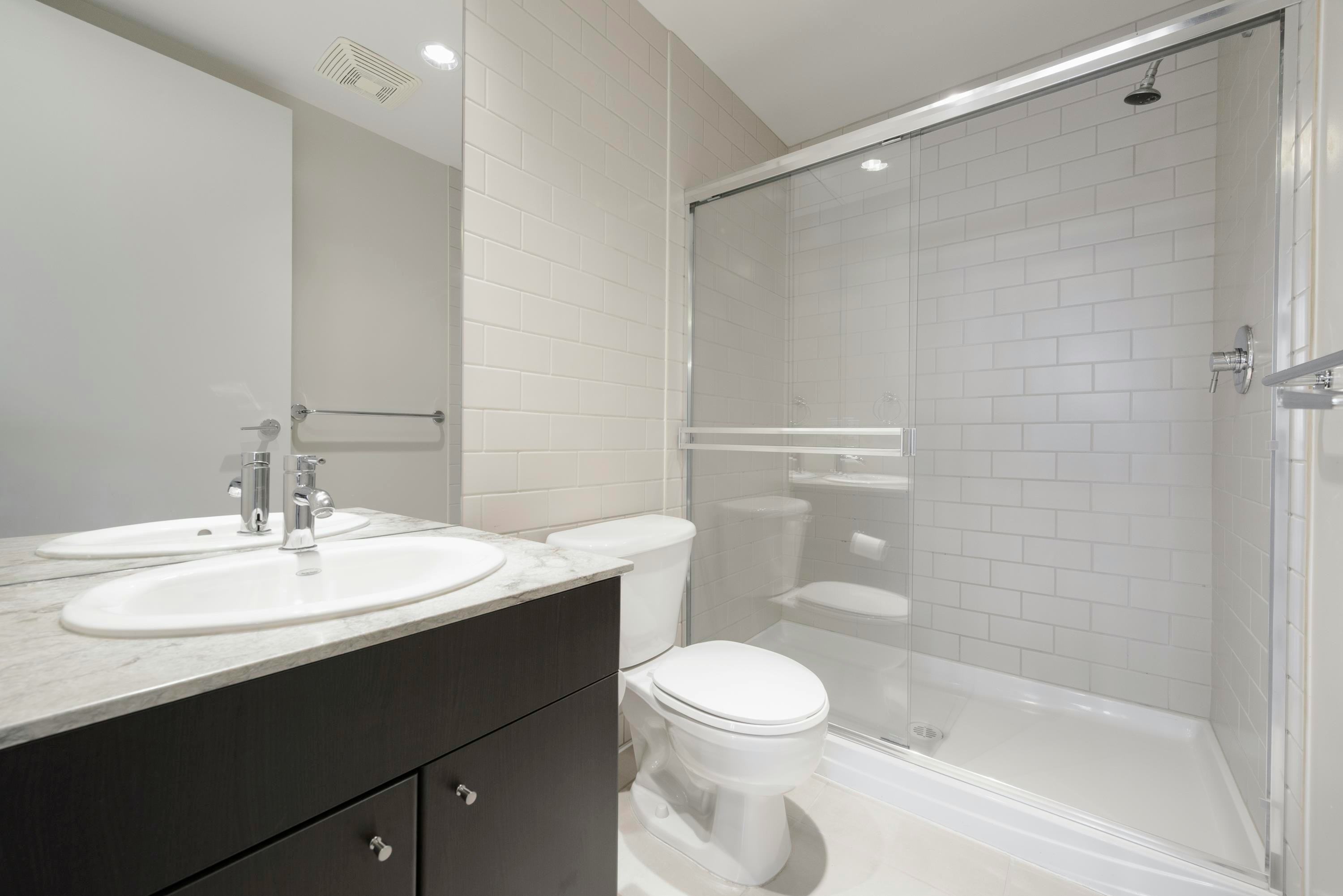 50X-9330 University Crescent, Burnaby, BC, V5A 4X9 - 13