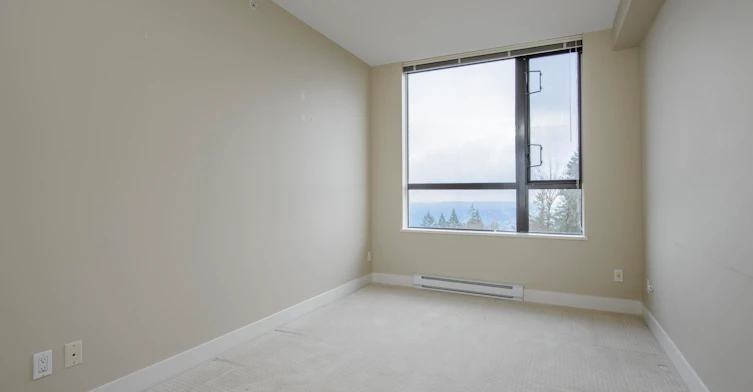 50X-9330 University Crescent, Burnaby, BC, V5A 4X9 - 9
