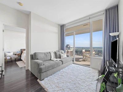 2904-6383 Mckay Avenue - 5