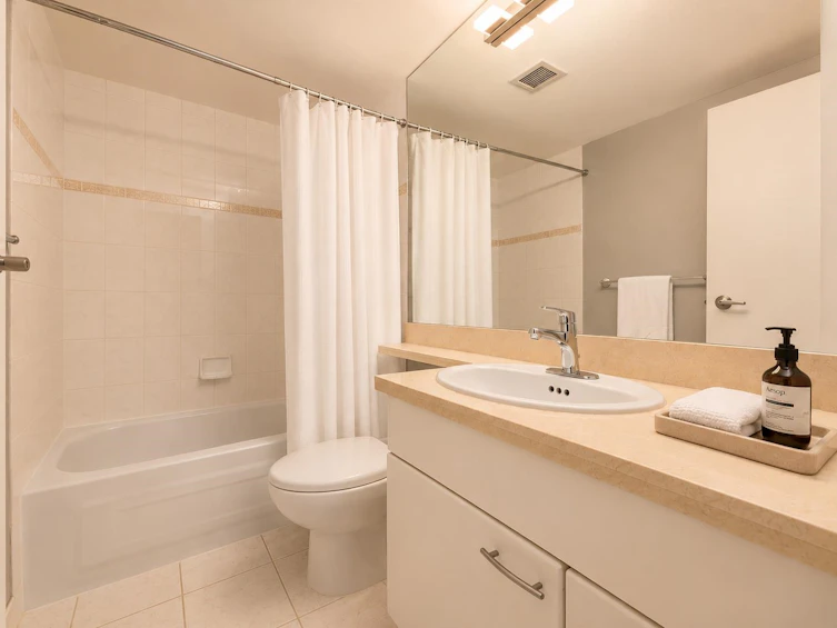 1206-388 Drake Street, Vancouver, BC, V6B 6A8 - 10