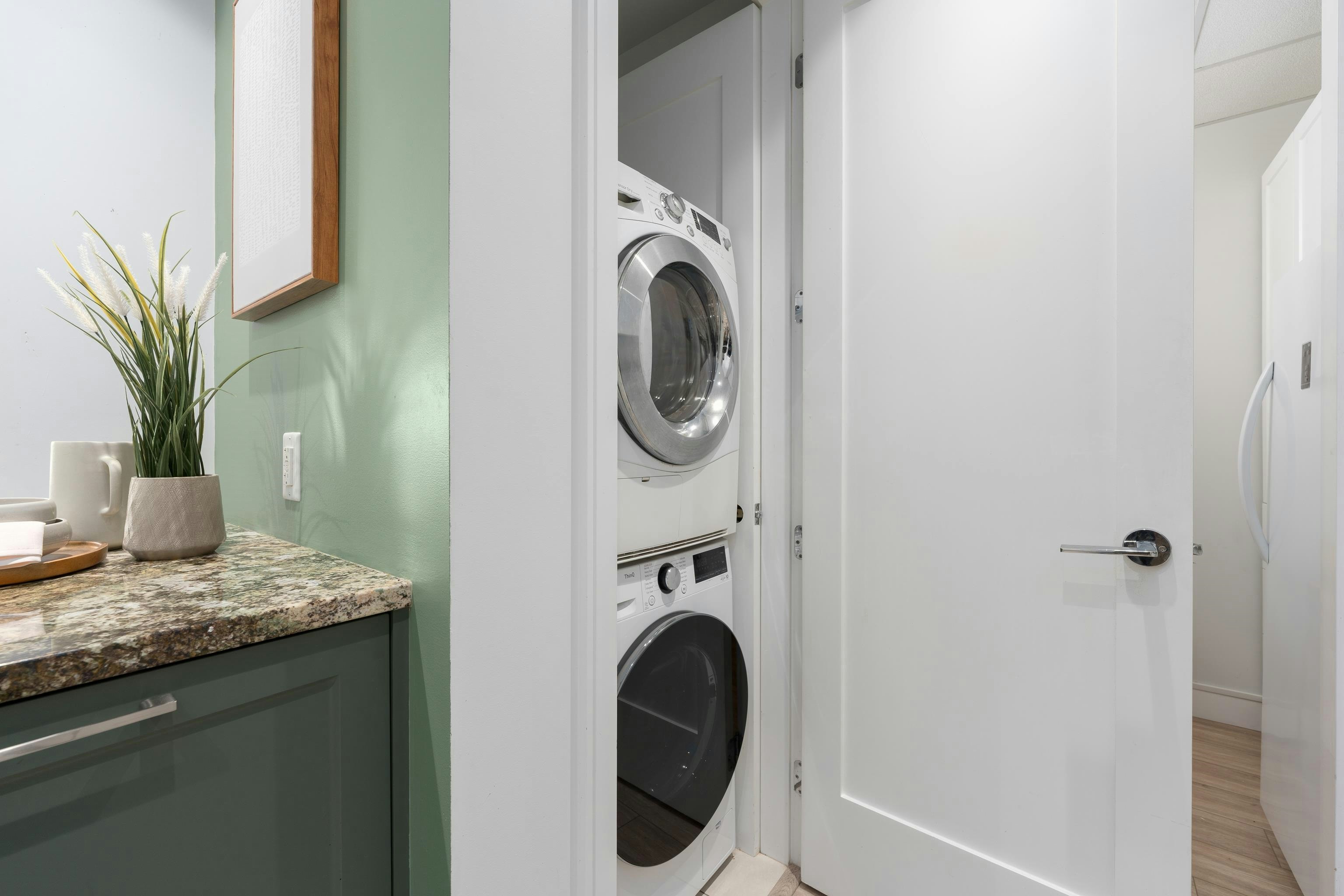 1009-181 W 1st Avenue, Vancouver, BC, V5Y 0E3 - 30