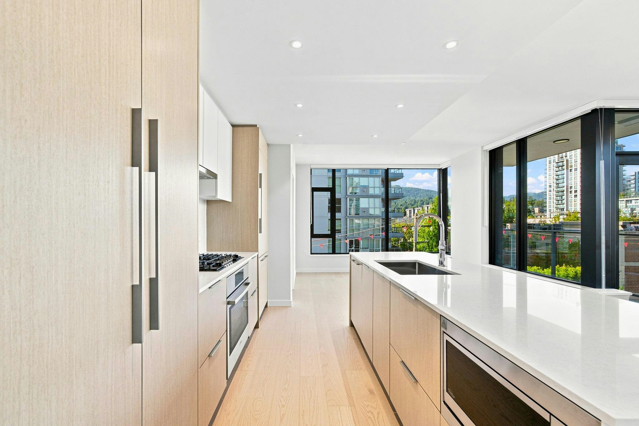 403-128 W 15th Street, North Vancouver, BC, V7M 1R5 - 5